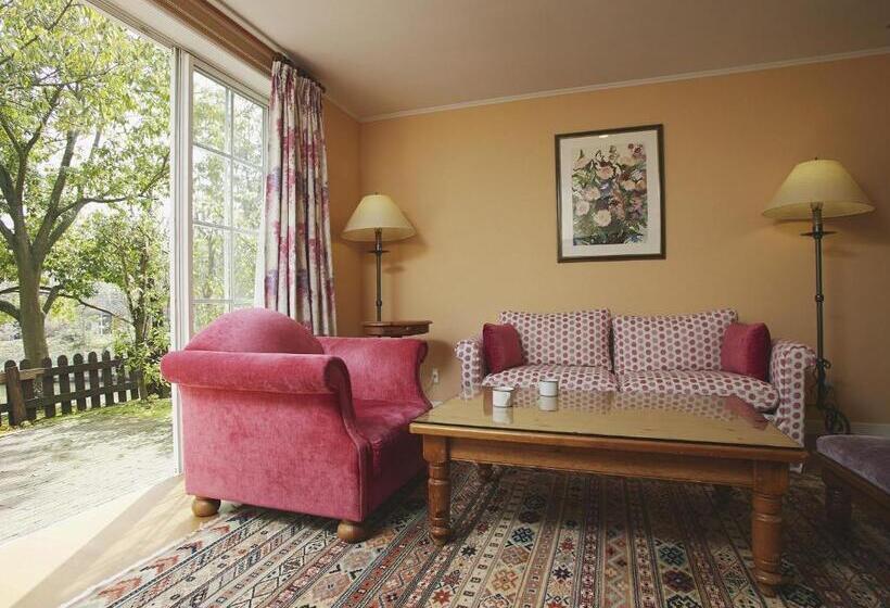 ویلای 1 خوابه, Forest Villa Huis Ten Bosch