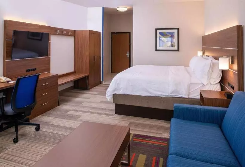 キングサイズベッドのスイートルーム, Holiday Inn Express Hotel & Suites Gunnison, An Ihg