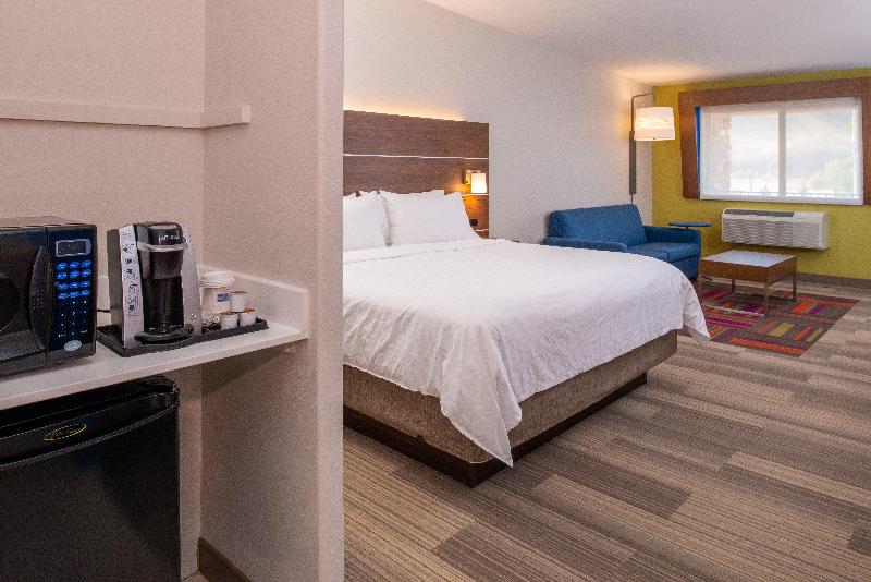 חדר סטנדרט עם מיטת קינג, Holiday Inn Express Hotel & Suites Gunnison, An Ihg