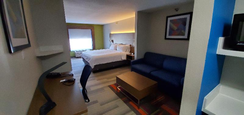 Люкс Кровать Кинг, Holiday Inn Express Hotel & Suites Kinston, An Ihg