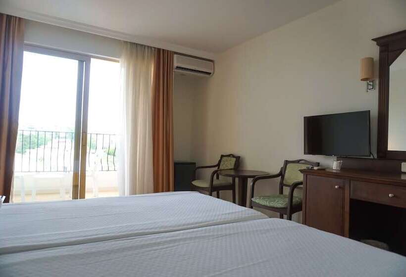 家庭间, Side Palm D Or