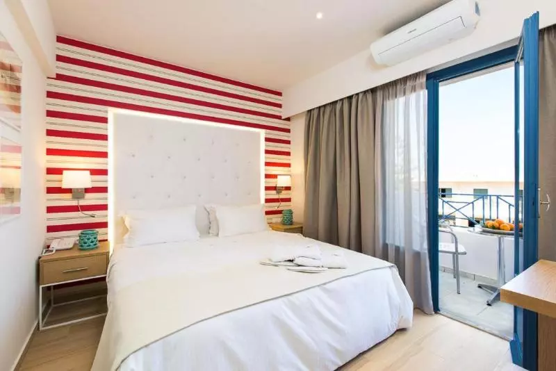 Junior Suite, Solimar Ruby
