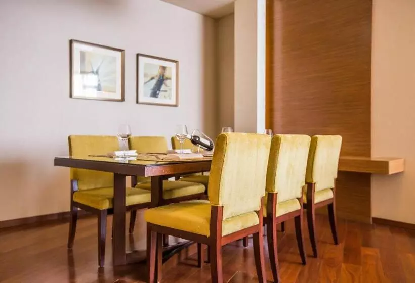 Huoneisto 2 Makuuhuonetta, Marriott Executive Apartment Tianjin Lakeview