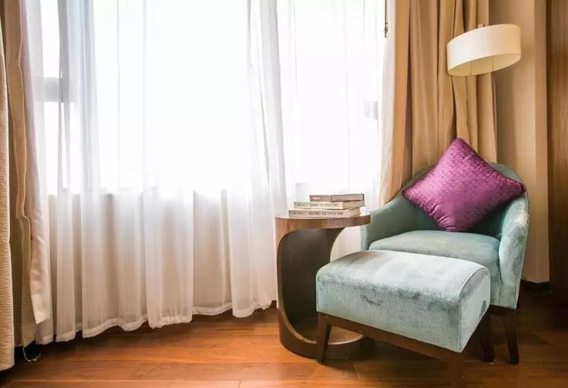 Huoneisto 3 Makuuhuonetta, Marriott Executive Apartment Tianjin Lakeview