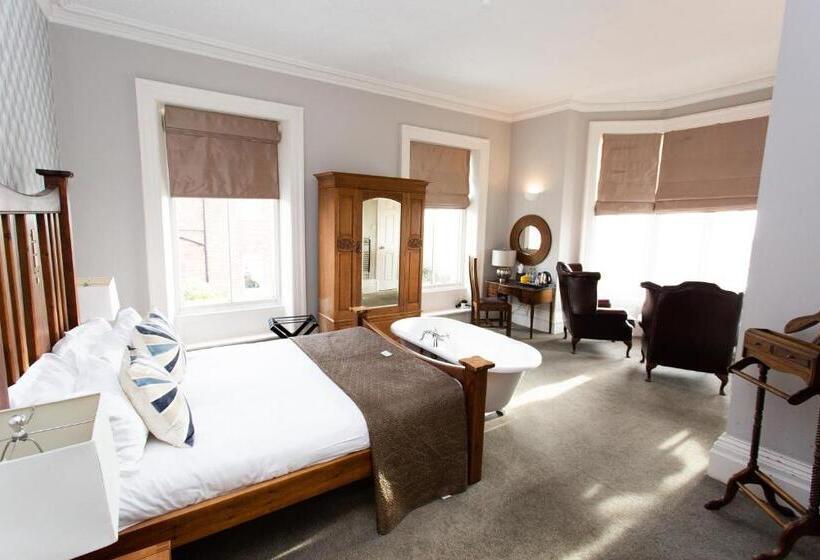 带大床的高级房间, The Queens