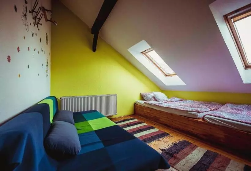 Standard Kolmen Hengen Huone Jaettu kylpyhuone, Unity Hostel Budapest