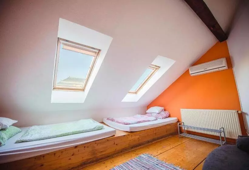 Huoneisto 1 Makuuhuone, Unity Hostel Budapest