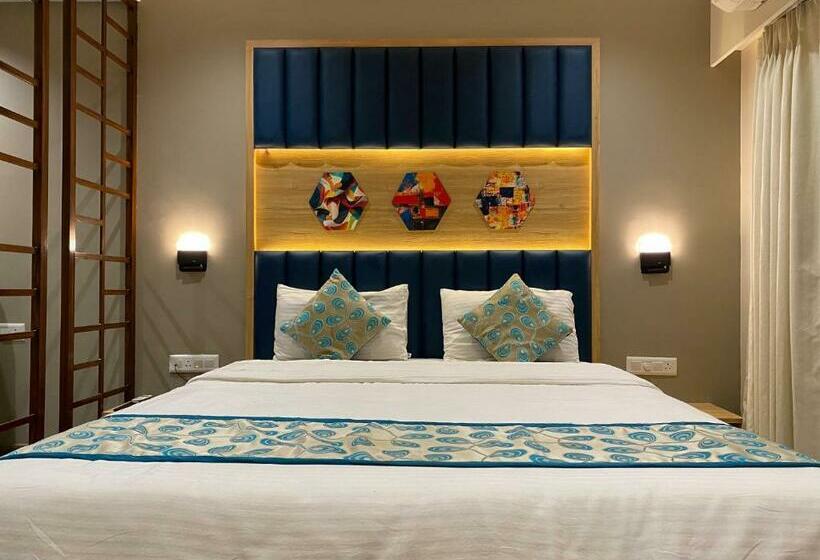 חדר סטנדרט עם מרפסת, Apex International