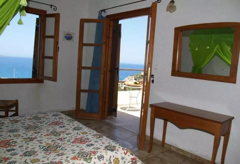 آپارتمان 1 خوابه, Cretan Village