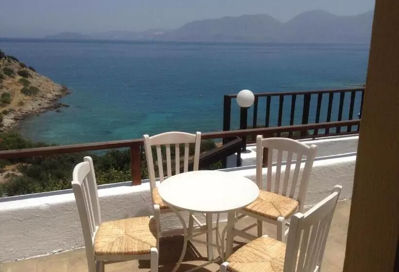 آپارتمان 1 خوابه, Cretan Village