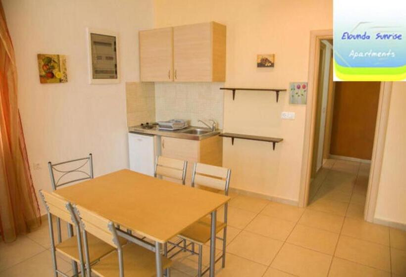 Family flat with sea view, Elounda Sunrise Apartments