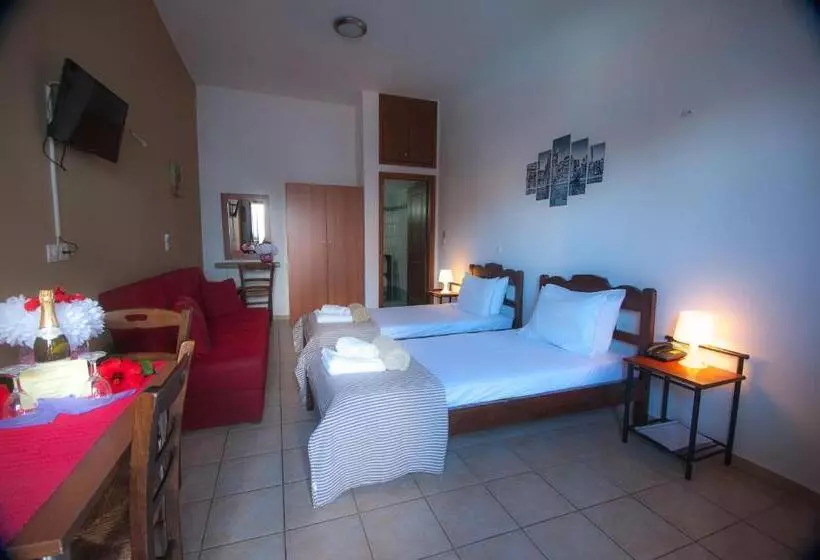 استودیو استاندارد با تراس, Elounda Sunrise Apartments
