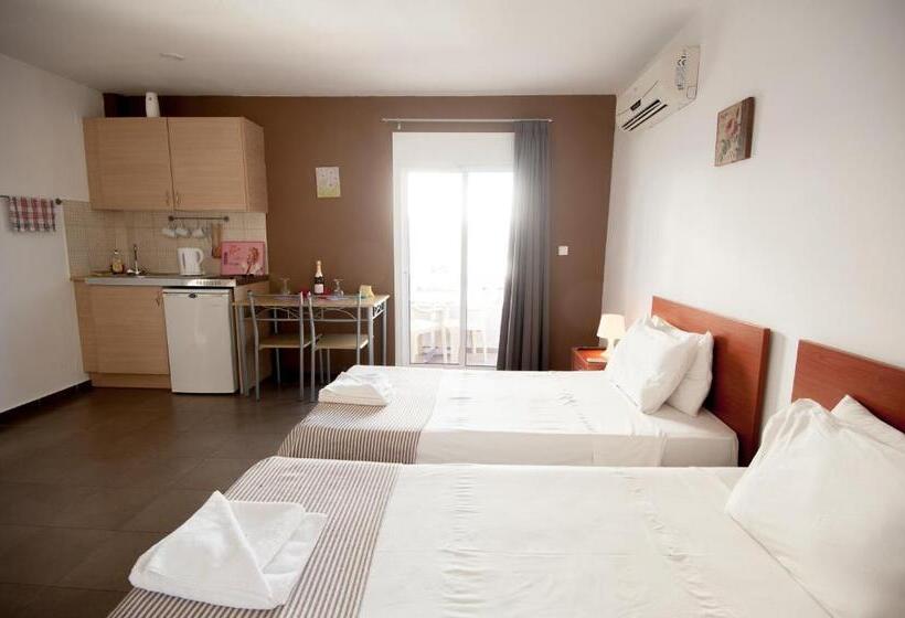 Студио Стандарт с Балконом, Elounda Sunrise Apartments
