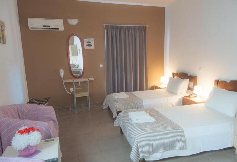 标准工作室带阳台, Elounda Sunrise Apartments