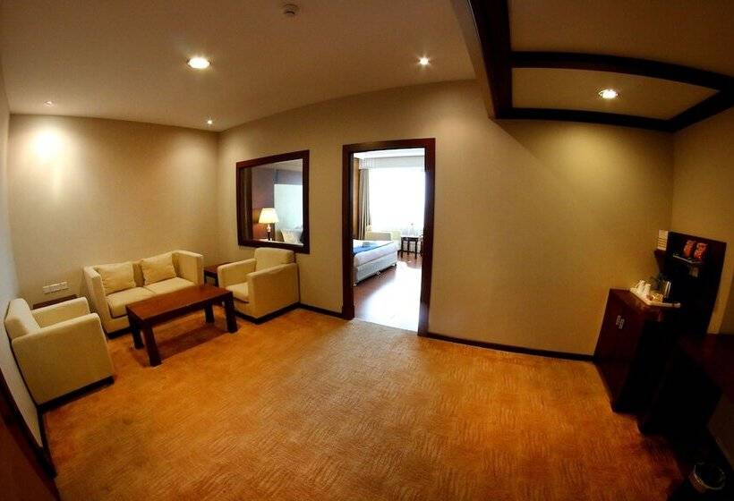 سوییت لوکس, Diva