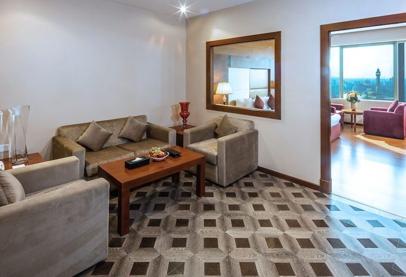 سوییت لوکس, Diva