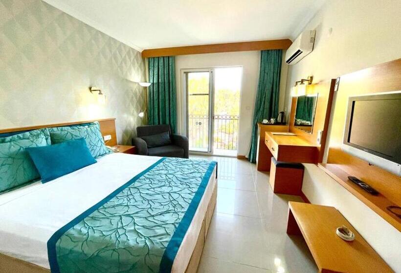 标准间, Green Forest Holiday Village