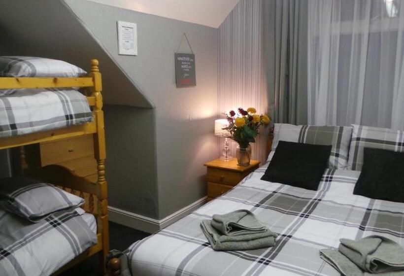 اتاق خانوادگی, The Oakcliffe