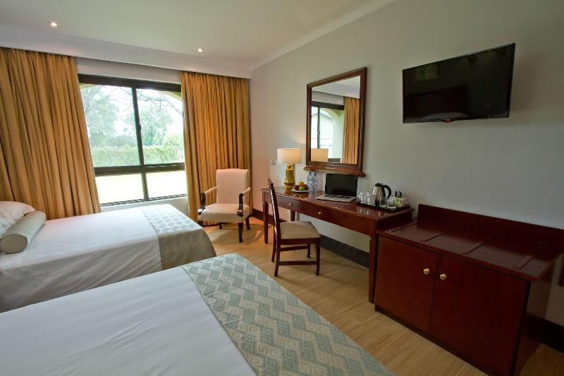 اتاق استاندارد با تخت بزرگ, Protea Hotel By Marriott Livingstone