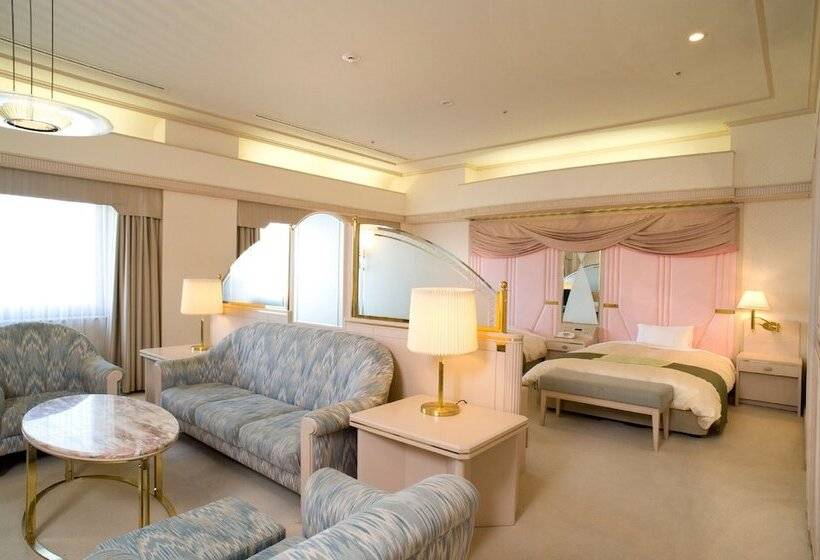 سوییت, Rihga Royal Hotel Niihama