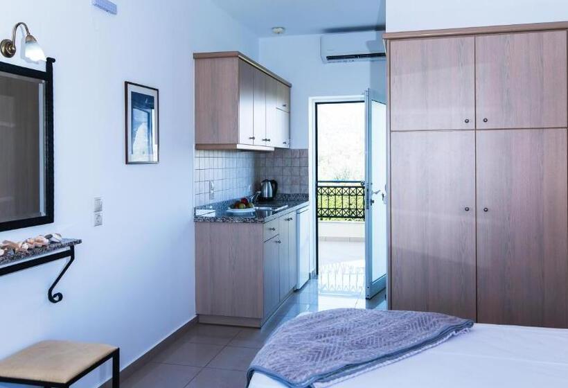 スーペリアスタジオ, Real Palace