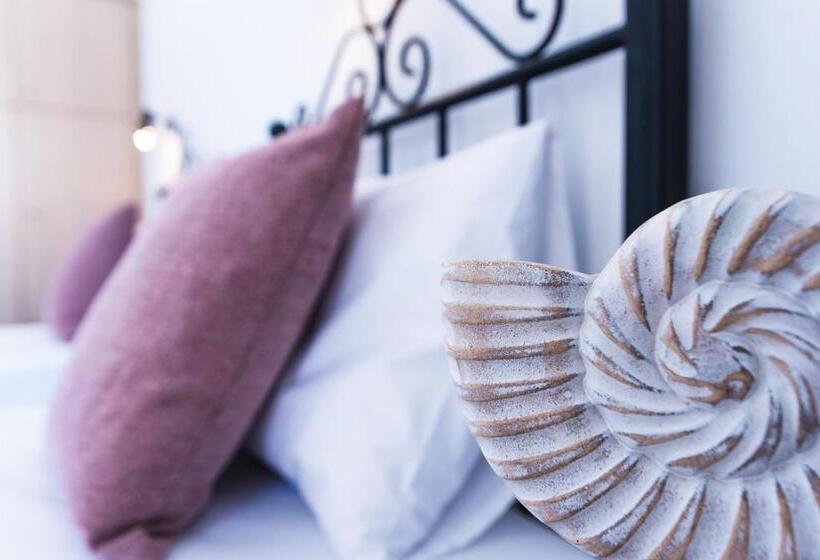 スーペリアスタジオ, Real Palace