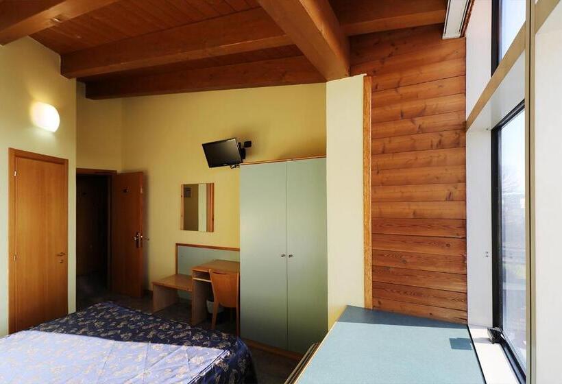 חדר סטנדרט, Sabo