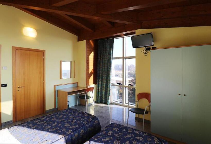 חדר סטנדרט, Sabo