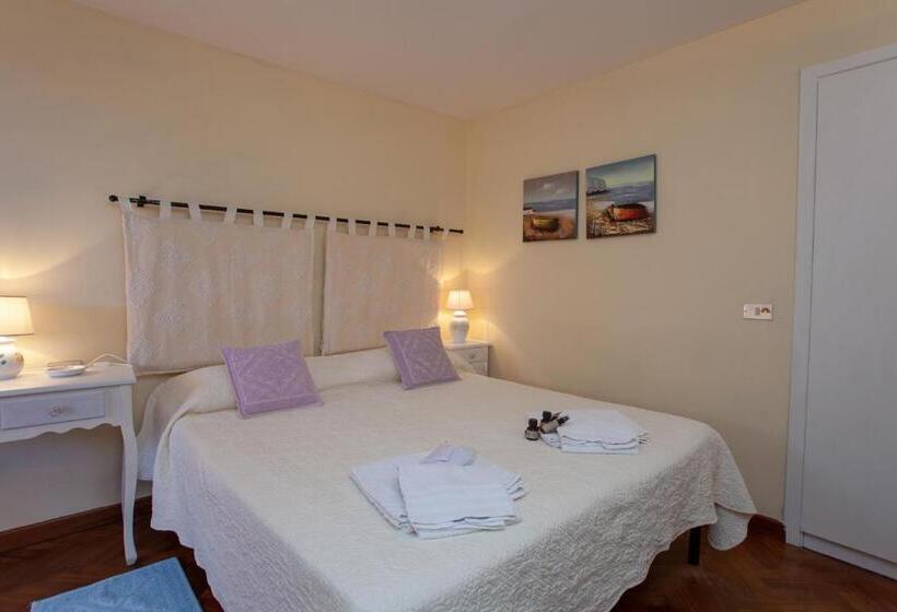 اتاق استاندارد با چشمانداز باغ, Domus Francy