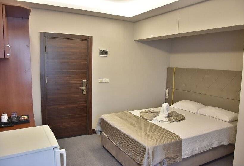 Standard Single Room Single Bed, Gold City