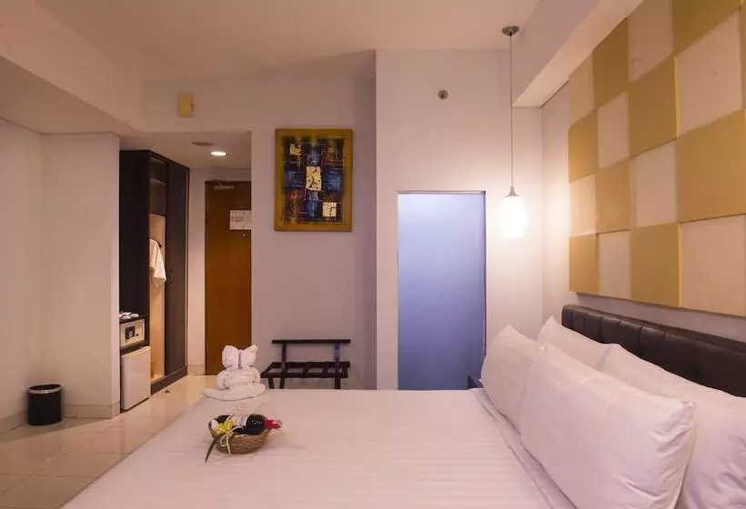 デラックスルーム, Aston Ketapang City