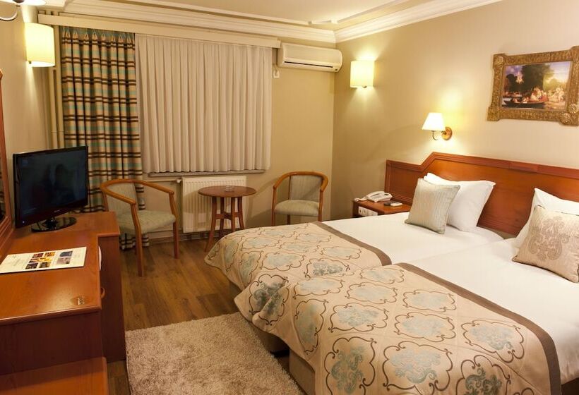 Habitació Quàdruple Estàndard, Boyuguzel Termal