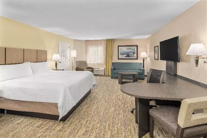 キングサイズベッドのスイートルーム, Candlewood Suites Destin Sandestin Area, An Ihg