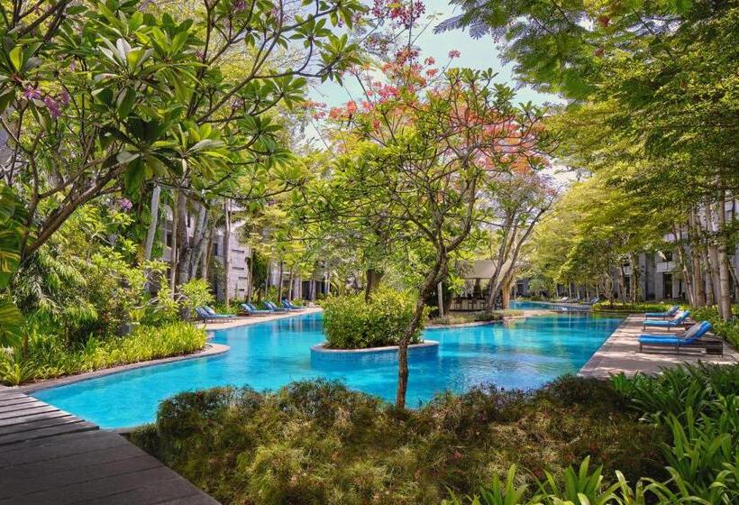 Номер Deluxe Кровать Кинг, Courtyard By Marriott Bali Nusa Dua Resort