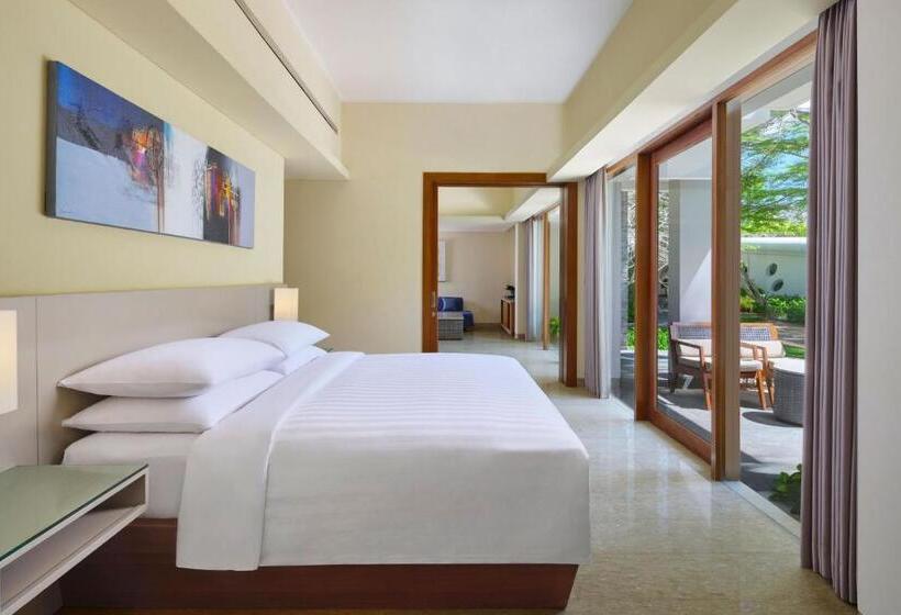 Suite Cama King, Courtyard By Marriott Bali Nusa Dua Resort