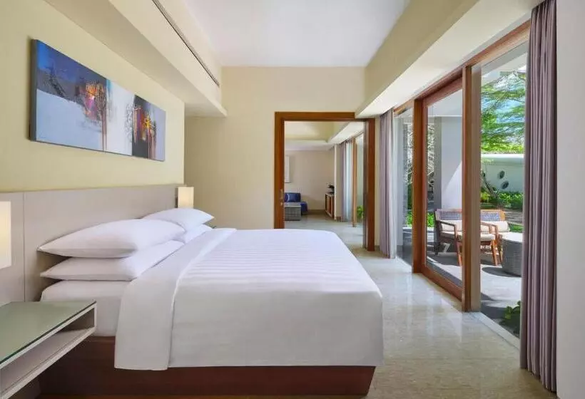 سوئیت با تخت بزرگ, Courtyard By Marriott Bali Nusa Dua Resort