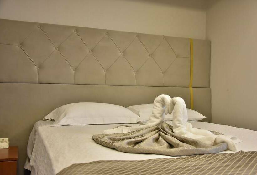 Standart Oda, Gold City