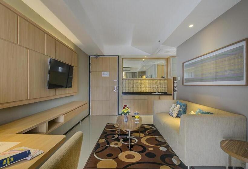 Полулюкс, Golden Tulip Balikpapan Hotel & Suites