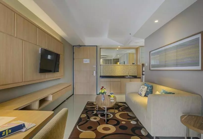 سوییت جونیور, Golden Tulip Balikpapan Hotel & Suites