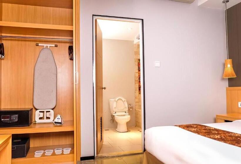 Люкс, Golden Tulip Balikpapan Hotel & Suites