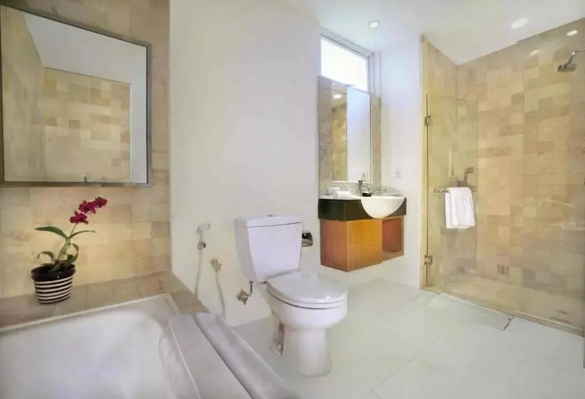سوییت, Golden Tulip Balikpapan Hotel & Suites