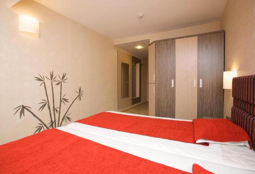 غرفة قياسية مزوَّدة بشُرفة, Kotva  All Inclusive