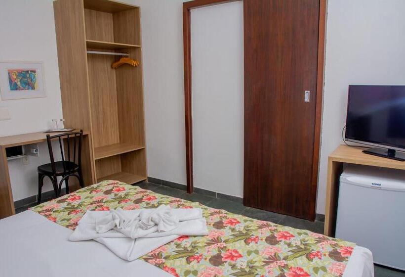 标准间, La Belle Beach