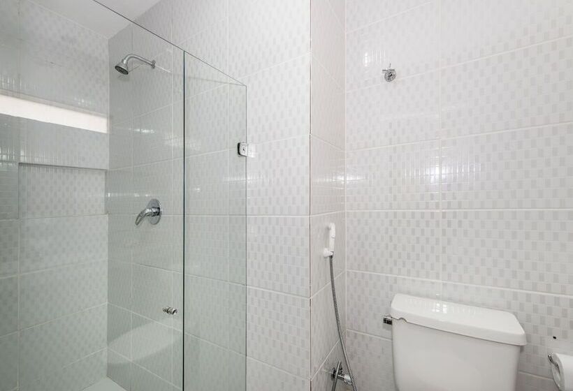 标准间, La Belle Beach