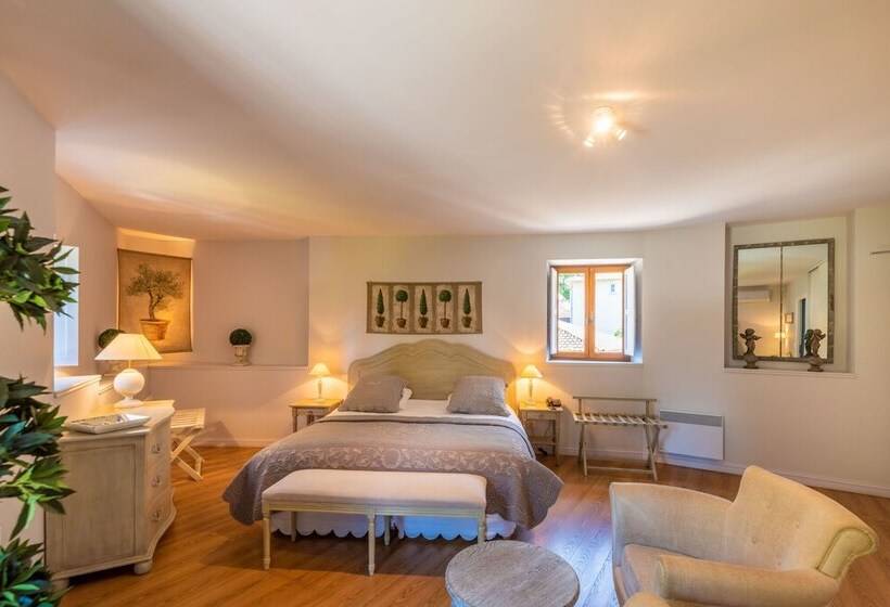 Deluxe Room with Balcony, Moulin De Vigonac