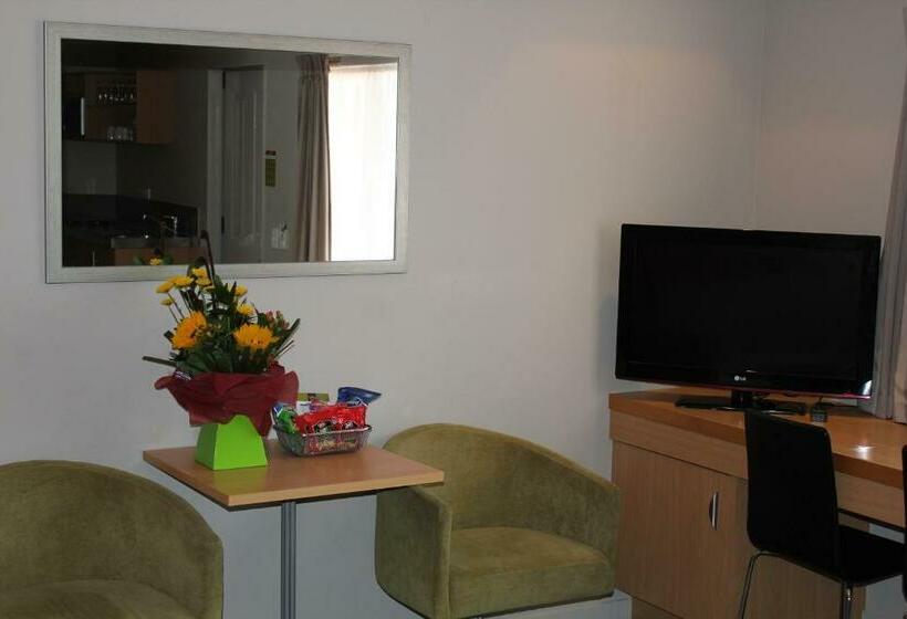 سوئیت 2 خوابه, Park View Motor Lodge