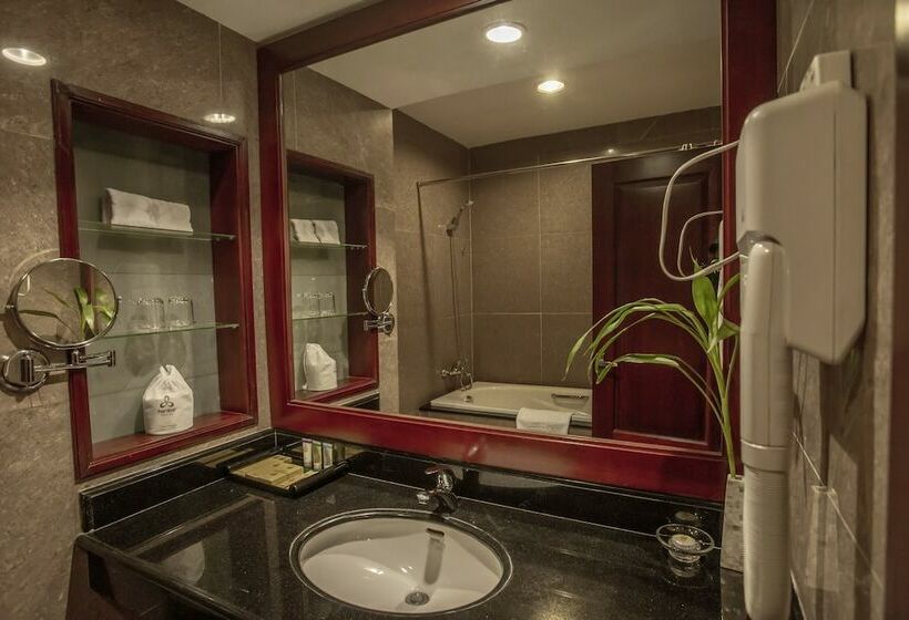 اتاق سوپریور, Pearl River