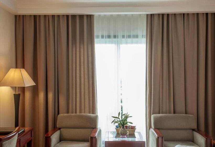 اتاق سوپریور, Pearl River