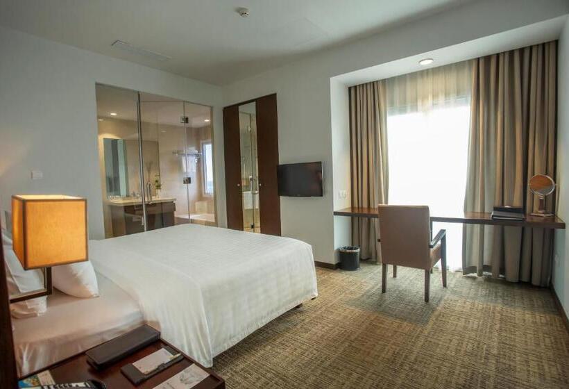 سوییت خانوادگی, Pearl River