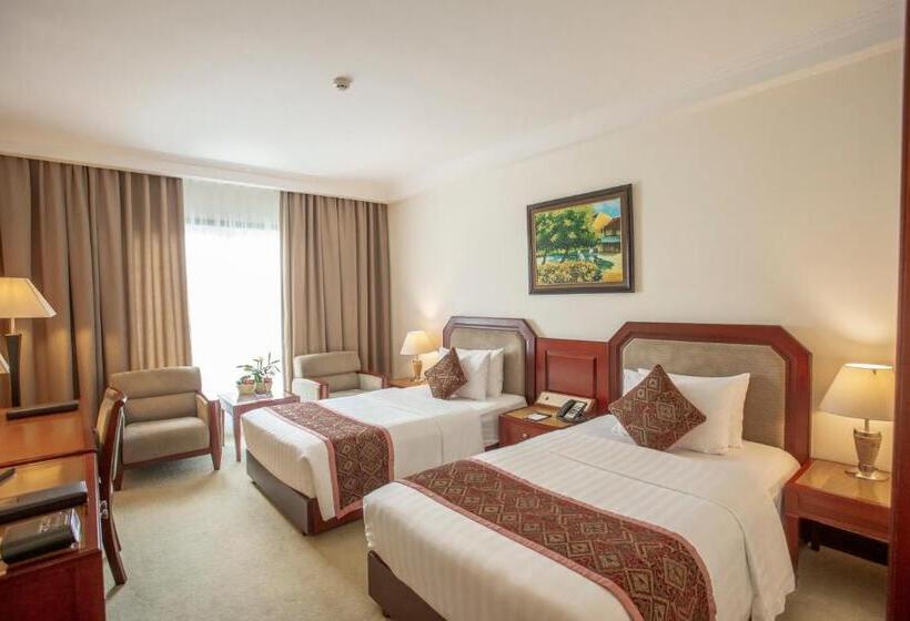 اتاق سوپریور, Pearl River